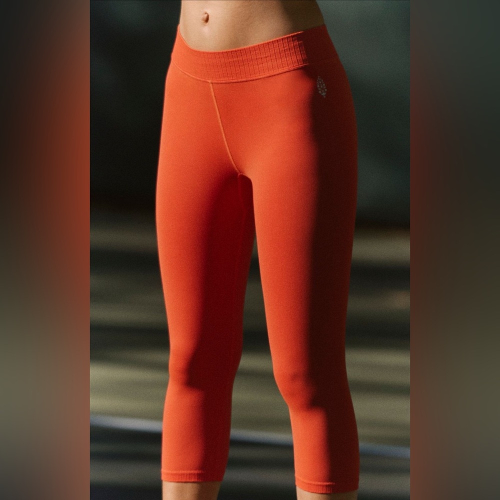 FP MOVEMENT by FREE PEOPLE Good Karma Micro 3/4 Length Leggings